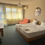 Lozenets Resort Hotel ホテル