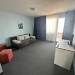 Lozenets Resort Hotel ホテル 3*
