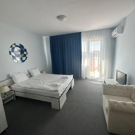 Отель Lozenets Resort Hotel 3*