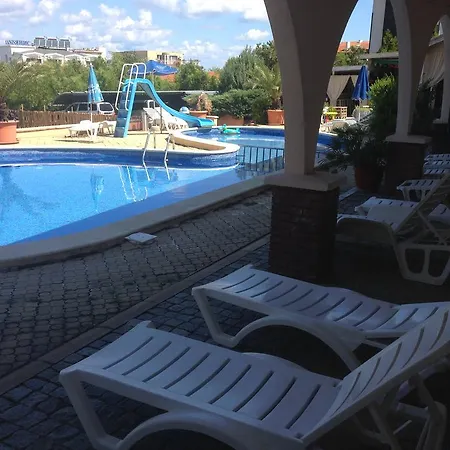 Отель Lozenets Resort Hotel