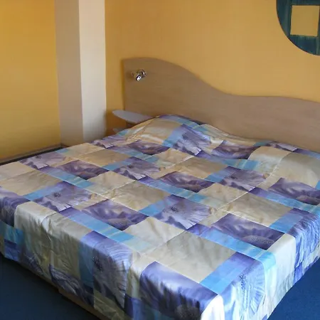 Lozenets Resort Hotel Лозенец