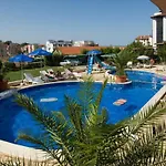 Lozenets Resort Hotel 洛泽内茨
