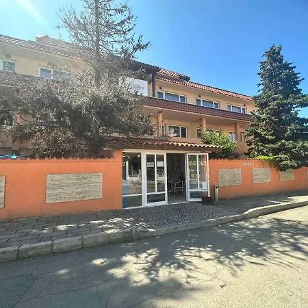 Hotel Lozenets Resort Hotel