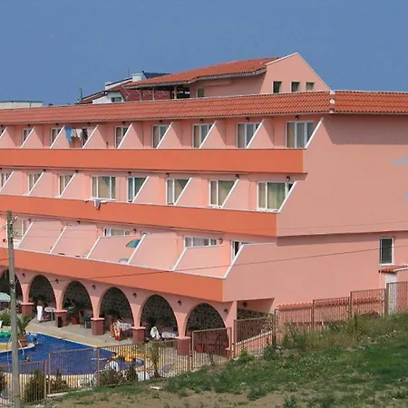 Lozenets Resort Hotel