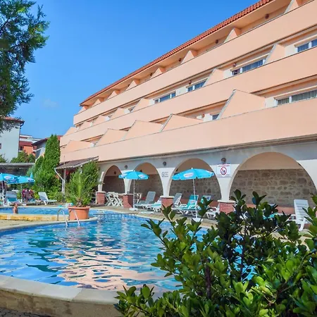 Lozenets Resort Hotel Hotel 3*