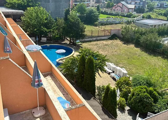 Hotel Lozenets Resort Hotel 3*